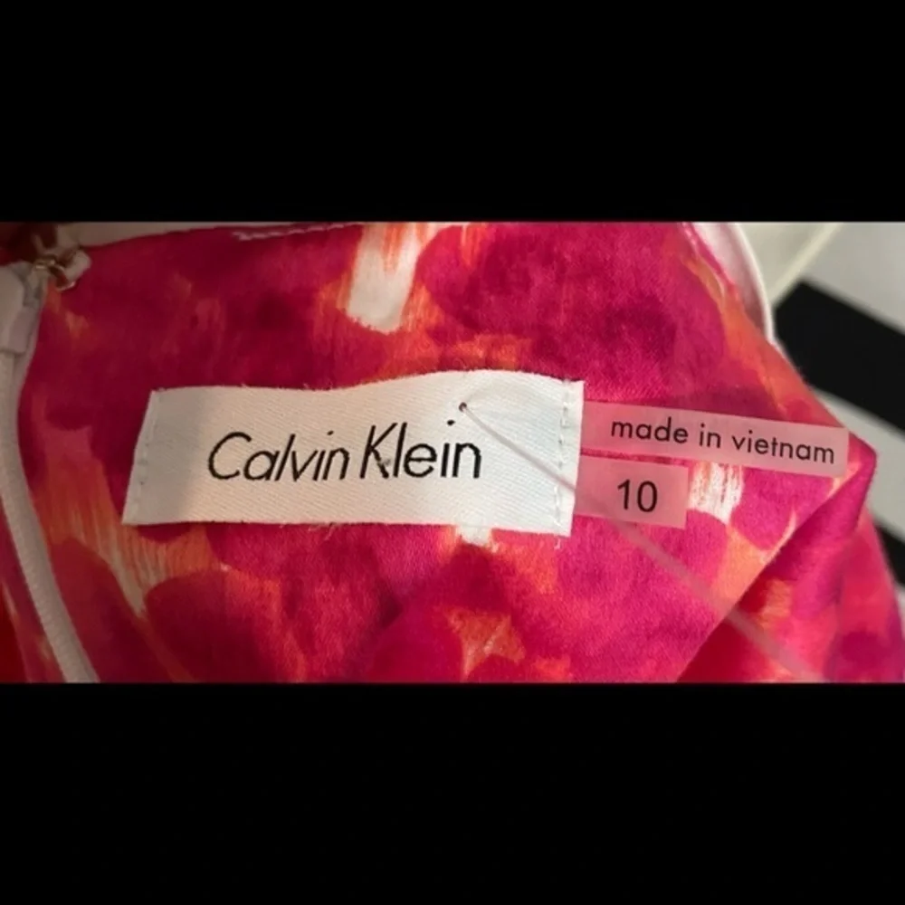 Calvin Klein midi Dress💖❤️ - Picture 5 of 8